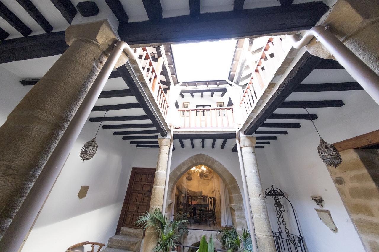 Palacete Sol De Mayo Убеда Экстерьер фото
